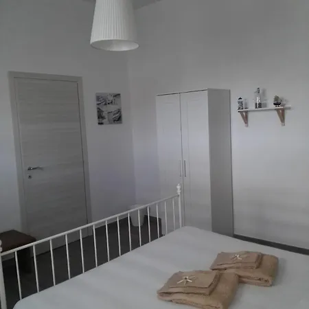 'a Capitana Oda ve Kahvaltı Castelluzzo