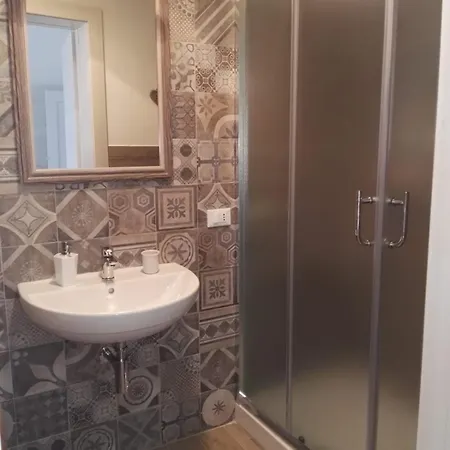 Oda ve Kahvaltı 'a Capitana