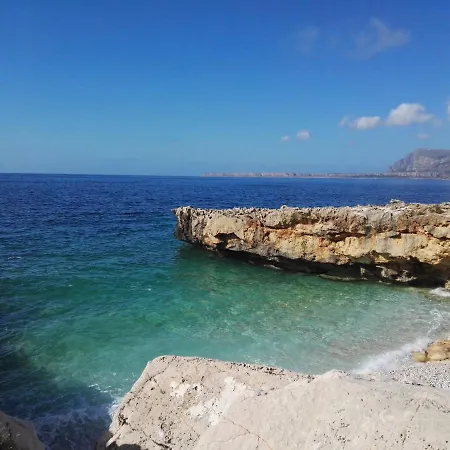 Bed & Breakfast 'a Capitana Castelluzzo